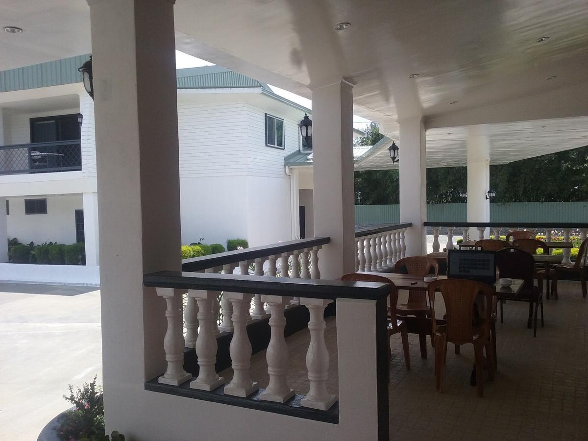 Mcroyal Hotel Mount Hagen Exterior photo