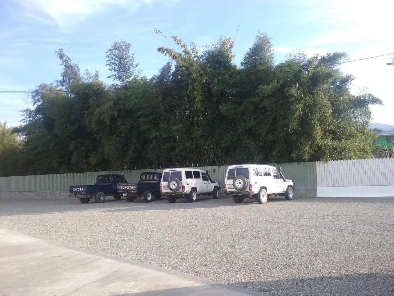 Mcroyal Hotel Mount Hagen Exterior photo