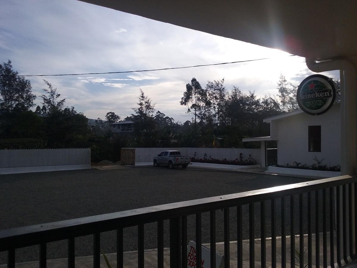 Mcroyal Hotel Mount Hagen Exterior photo