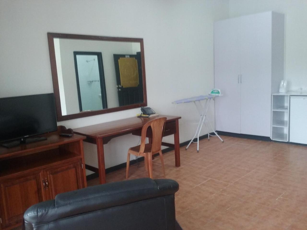 Mcroyal Hotel Mount Hagen Room photo